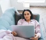 Psicologia online: terapia online funciona mesmo? Cláudio Akimoto: entenda aqui os benefícios da terapia online que a Psicologia proporciona!