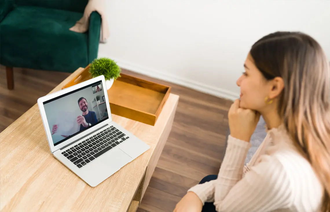 Psicanalista brasileiro no exterior - Cláudio Akimoto - Psicanalista Online: para brasileiros no exterior que buscam terapia online!